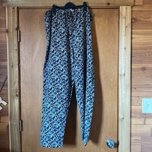 Kathie Lee flowy floral pants